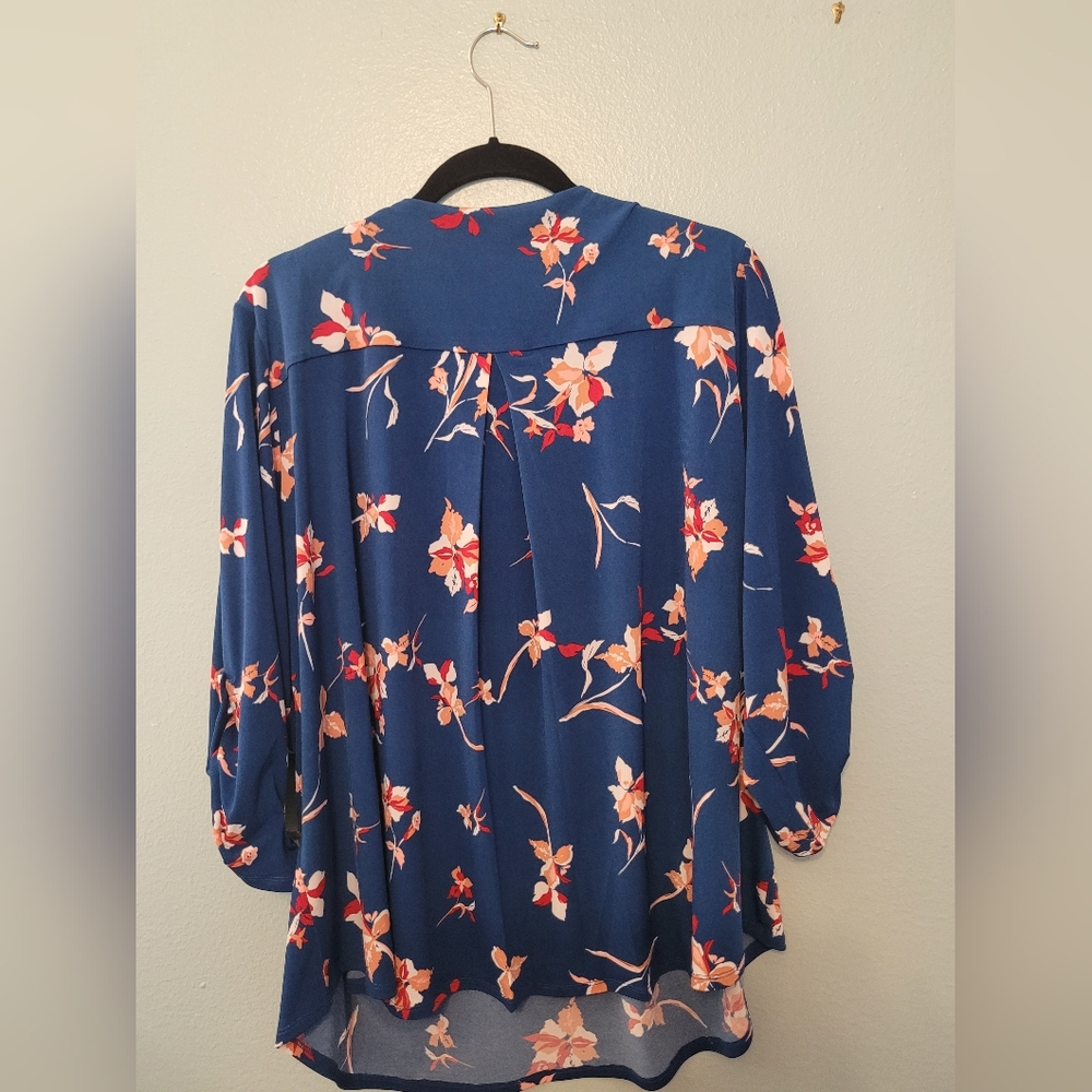 Plus Size Blouse - Picture 3 of 5